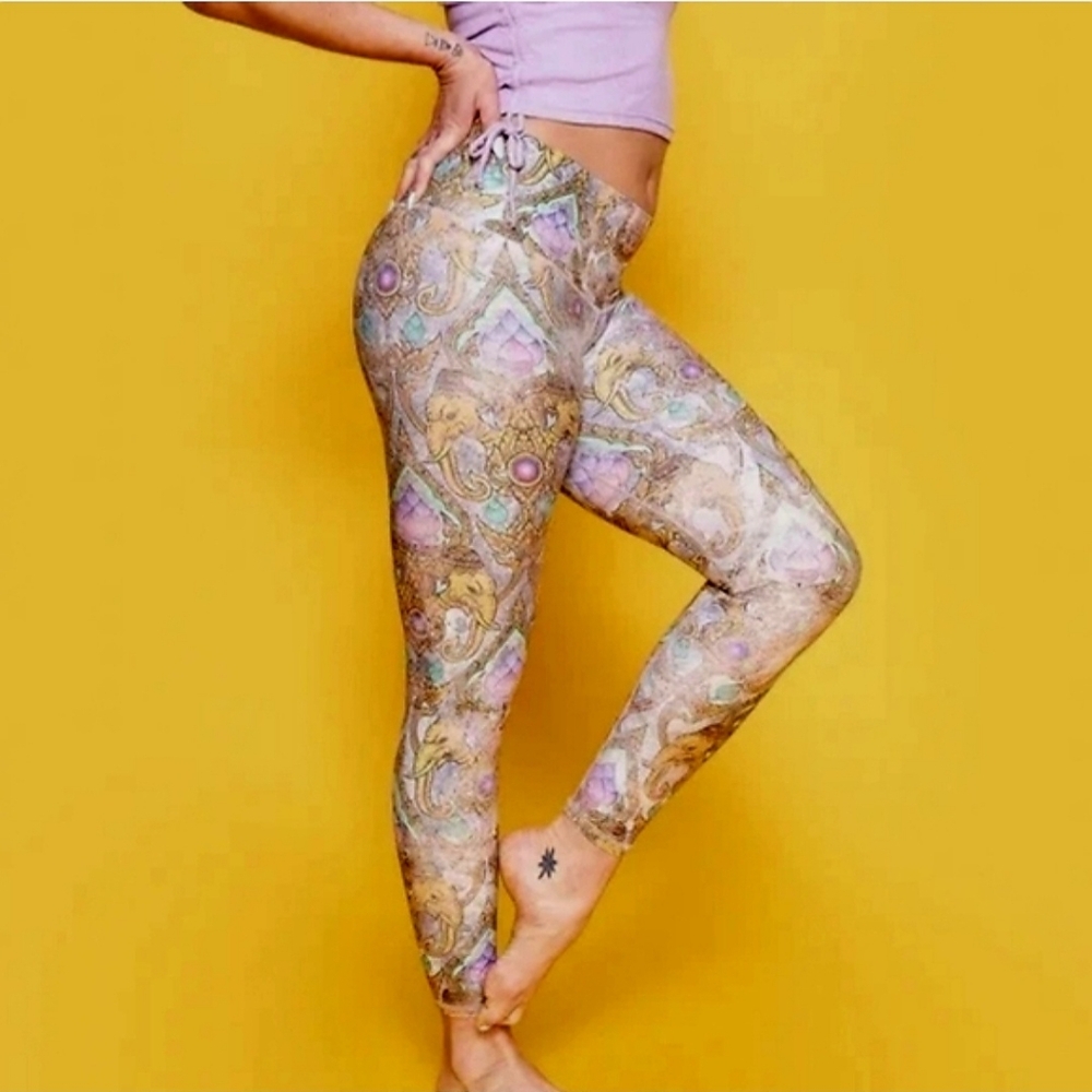 ♡♥︎•°●○ Niyama Sol Gaja Barefoot Leggings XS BNWT🏷